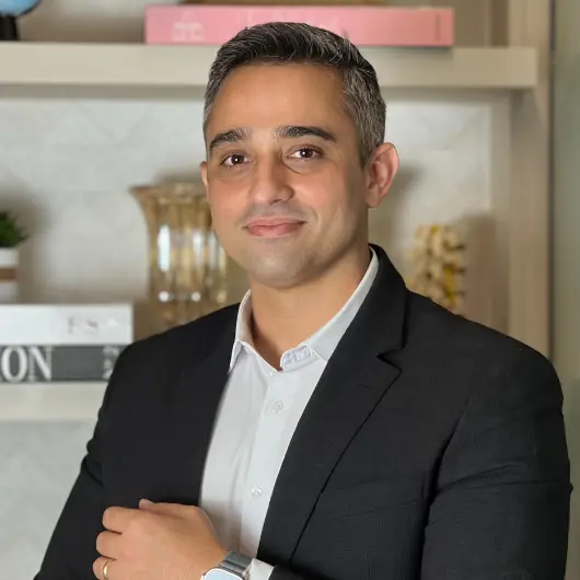 Dr. Thiago Caixeta